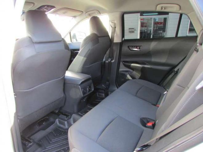 ハリアー2.0 S 4WD　純正ディスプレイオーディオ/バックカメラ/フルセグTV/クリアランスソナー/衝突軽減ブレーキ/レーダークルーズコントロール/ETC/LEDヘッドライト/Bluetooth 2000
