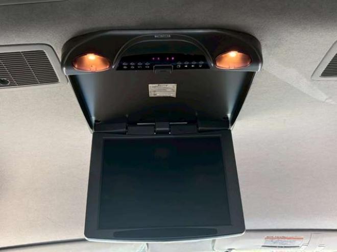 ハイエースコミューター 2.5 GL ディーゼルターボ 4WD　社外アルミ　パワステ　パワーウィンドウ　キーレスエントリー　ETC　ドライブレコーダー　片側電動スライドドア　後席モニタ　TV　ナビ　バックカメラ　エアコン　ABS　横滑り防止装置　全塗装済 2500