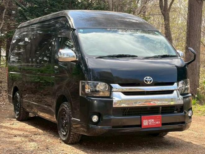 ハイエースコミューター 2.5 GL ディーゼルターボ 4WD　社外アルミ　パワステ　パワーウィンドウ　キーレスエントリー　ETC　ドライブレコーダー　片側電動スライドドア　後席モニタ　TV　ナビ　バックカメラ　エアコン　ABS　横滑り防止装置　全塗装済 2500