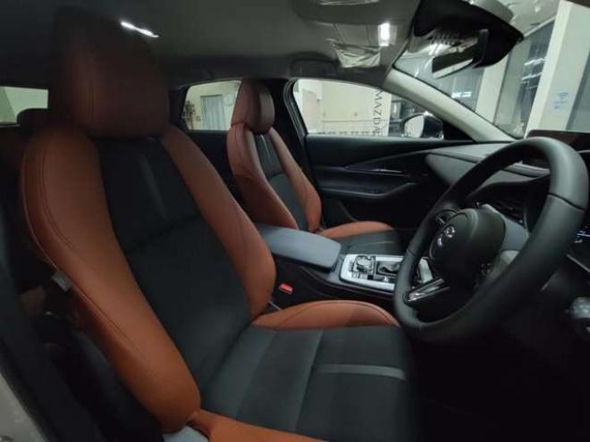 CX-302.0 20S レトロ スポーツ エディション 4WD　登録済み未使用車/コネクティッドカー/全方位カメラ/パーキングセンサー/10.25インチモニター/メモリー電動シート/電動リアゲート/シートヒーター/18AW 登録済未使用車 2000