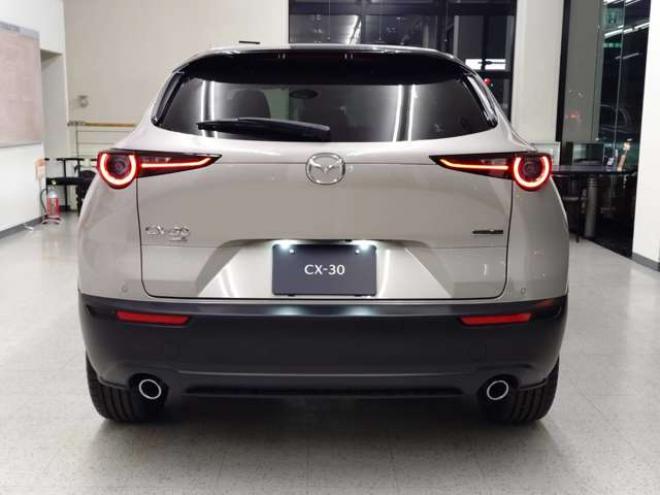 CX-302.0 20S レトロ スポーツ エディション 4WD　登録済み未使用車/コネクティッドカー/全方位カメラ/パーキングセンサー/10.25インチモニター/メモリー電動シート/電動リアゲート/シートヒーター/18AW 登録済未使用車 2000