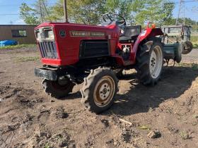 トラクター　ヤンマー4WDトラクターYM160D 4WD