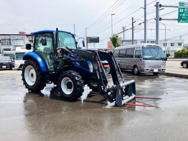 トラクターニューホランド　中古　T4.75