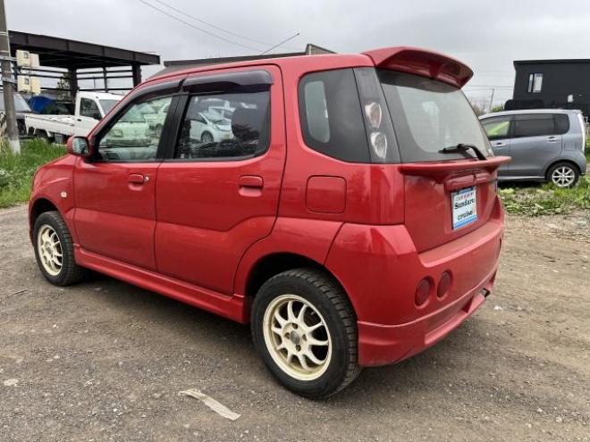 シボレークルーズ 4WD 1300 5Dr