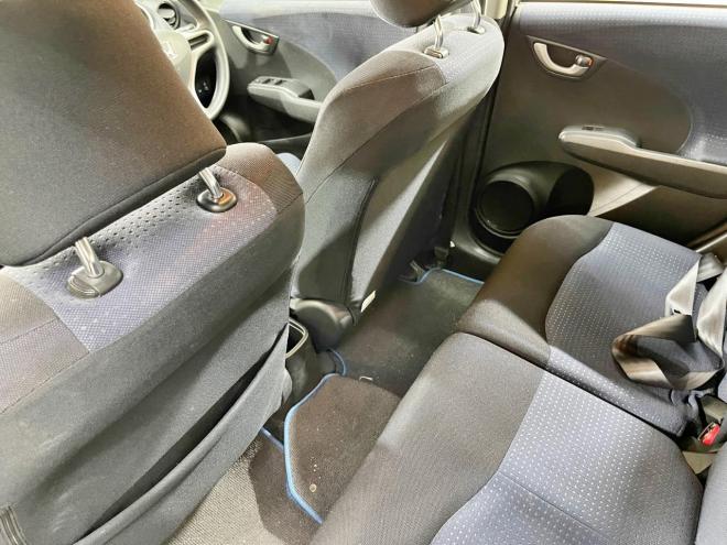 フィット1.3G 4WD 5年保証 ナビTV Bカメ 自社認証工場 車検整備2年付 修復歴無 寒冷地仕様 禁煙