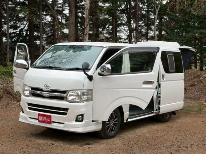 ハイエースバン3.0 スーパーGL ロング ディーゼルターボ 4WD　社外ナビ　地デジ　バックカメラ　ベットキット　ETC　記録簿　パワステ　パワーウィンドウ　エアコン　キーレスエントリー　盗難防止装置　ABS 3000