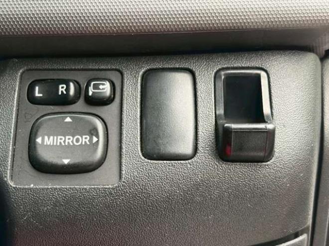 ハイエースバン3.0 スーパーGL ロング ディーゼルターボ 4WD　社外ナビ　地デジ　バックカメラ　ベットキット　ETC　記録簿　パワステ　パワーウィンドウ　エアコン　キーレスエントリー　盗難防止装置　ABS 3000