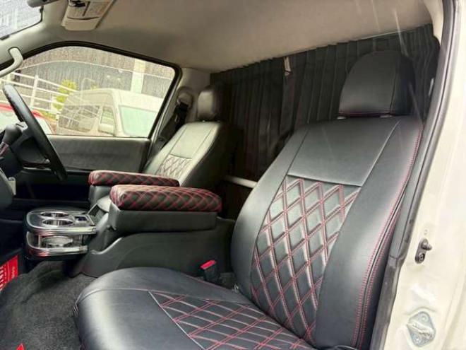 ハイエースバン3.0 スーパーGL ロング ディーゼルターボ 4WD　社外ナビ　地デジ　バックカメラ　ベットキット　ETC　記録簿　パワステ　パワーウィンドウ　エアコン　キーレスエントリー　盗難防止装置　ABS 3000