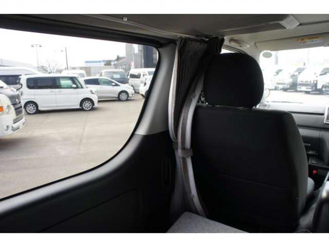 ハイエースバン2.8 スーパーGL ロング ディーゼルターボ 4WD　キャンパー鹿児島製　CKワイルダー　車中泊仕様　REVOシート　室内用エアコン　ベバストFFヒーター　走行充電　サブバッテリー　外部電源　オリジナルベッド　電動開閉バックドア　415SAFARI丸目キット 2800
