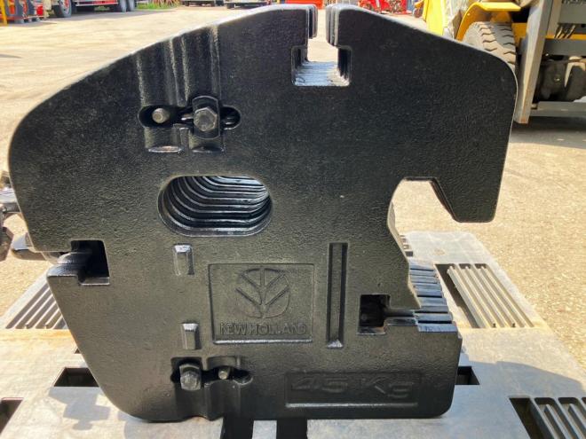 農機補助部品ニューホランド　中古　トラクターウェイト　45kg×10枚　農機具