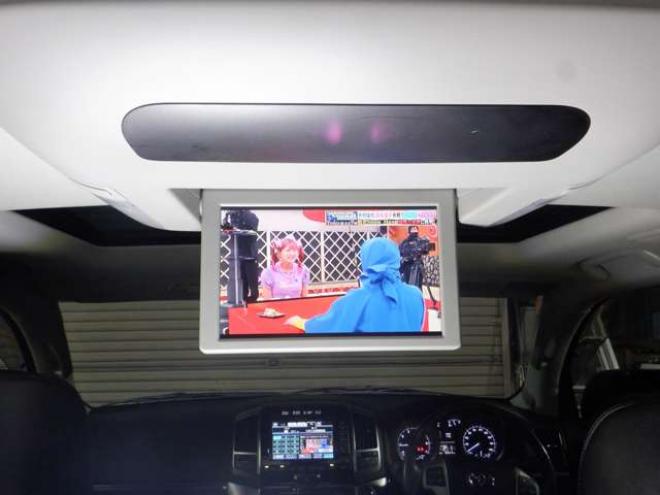ランドクルーザー200 4.6 ZX 4WD　本州仕入・ナビ・TV・B/T・サンルーフ・革　Bカメラ・ガナドールマフラー・ヒッチメンバー・シートヒーター・エアコン・電動シート・電動リアゲート 4600