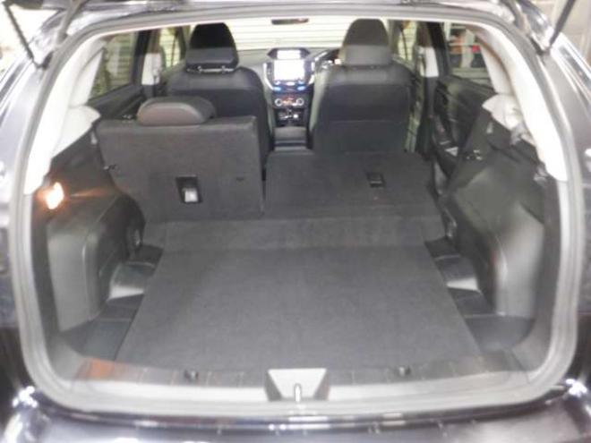 インプレッサスポーツ 2.0 i-L アイサイト 4WD　ブラックレザーセレクション　本州仕入れ　4WD　MOPナビ　B/T　TV　バックカメラ　ETC　クルコン　シートヒーター　レザーシート　衝突軽減　LEDヘッドライト　フォグランプ　ドアバイザー　スマートキー 2000