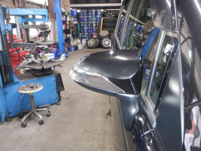 ポルテ1.5 F 4WD　本州仕入・ナビ・TV・Bカメラ・B/T・スマートキー・プッシュスタート・パワスラ・フォグランプ・ライトレベライザー・社外AW・社外エンスタ 1500