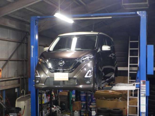 デイズハイウェイスターX 4WD　本州仕入・ナビ・TV・B/T・全方位カメラ・シートヒーター・インテリキー・プッシュスタート・衝突軽減・LEDヘッドライト・LEDフォグランプ・オートマチックハイビーム・アイドリングストップ・ 660