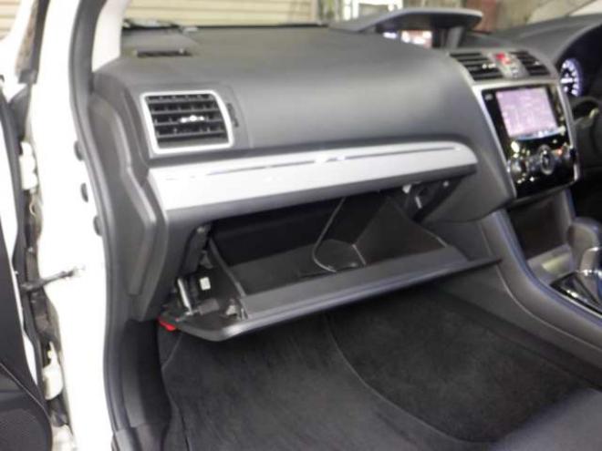 レヴォーグ1.6 GT-S アイサイト 4WD　本州仕入・ナビ・TV・B/T・Bカメラ・LEDヘッドライト・電動シート・ETC・パドルシフト・スマートキー・プッシュスタート・アイドリングストップ・クルコン・フォグランプ・衝突軽減・レーンキープ 1600