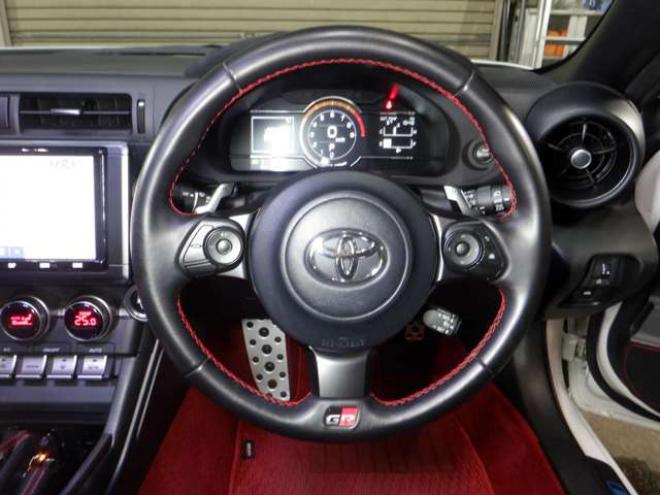 86GR86  2.4 RZ　ナビ・TV・B/T・Bカメラ・HKS車高調・SARDマフラー・LEDヘッドライト・ハーフレザー・シートヒーター・衝突軽減・ブラインドスポット・クルコン・レーンキープ・オートマチックハイビーム・クリアランスソナー 2WD 2400