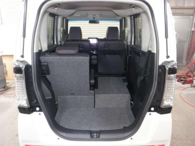 N-BOXカスタムG ターボ Lパッケージ 2トーンカラースタイル 4WD　本州仕入・後期型・ナビ・TV・Bカメラ・B/T・両側電動・クルコン・スマートキー・プッシュスタート・ターボ・HID・ベンチシート・フォグランプ・パドルシフト・前席シートヒーター・純正AW 660