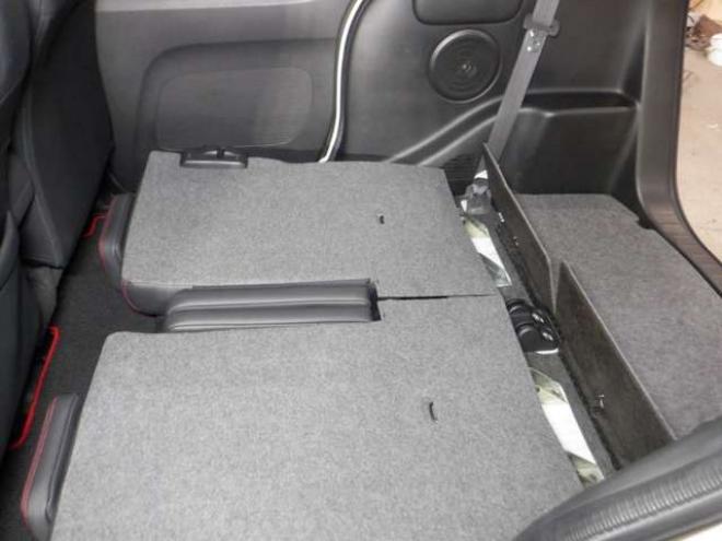 N-BOXカスタムG ターボ Lパッケージ 2トーンカラースタイル 4WD　本州仕入・後期型・ナビ・TV・Bカメラ・B/T・両側電動・クルコン・スマートキー・プッシュスタート・ターボ・HID・ベンチシート・フォグランプ・パドルシフト・前席シートヒーター・純正AW 660