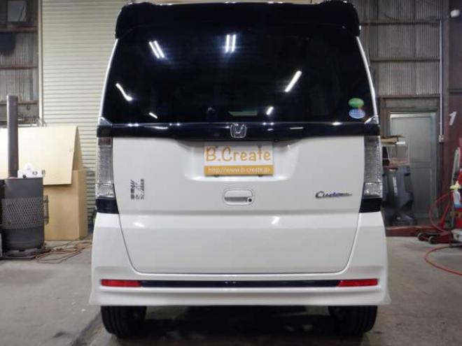 N-BOXカスタムG ターボ Lパッケージ 2トーンカラースタイル 4WD　本州仕入・後期型・ナビ・TV・Bカメラ・B/T・両側電動・クルコン・スマートキー・プッシュスタート・ターボ・HID・ベンチシート・フォグランプ・パドルシフト・前席シートヒーター・純正AW 660