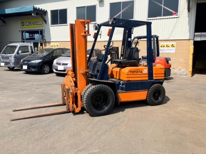 フォークリフトトヨタ　中古　5FG25　回転付