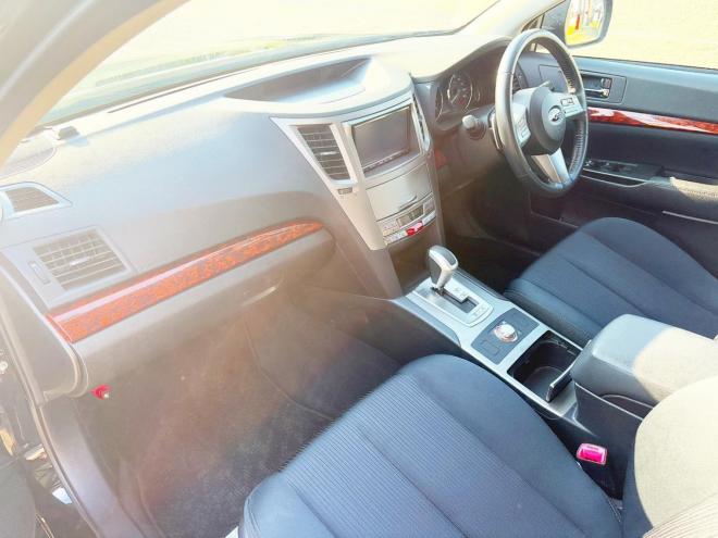 レガシィツーリングワゴン2.5i LパッケージLTD 4WD　ローンが不安な方＜1年保証　社外ナビ　フルセグTV　スマキー＞
