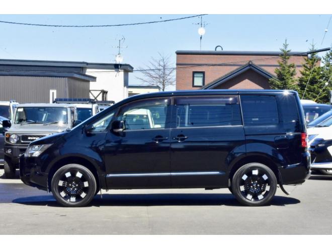 デリカD:5　Dパワーパッケージ　４WD　本州仕入　前期／最終型　新車外しタイヤ／アルミ　アルパインナビ／フリップダウンモニター