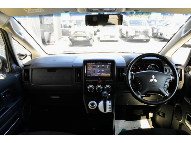 デリカD:5　Dパワーパッケージ　４WD　本州仕入　前期／最終型　新車外しタイヤ／アルミ　アルパインナビ／フリップダウンモニター