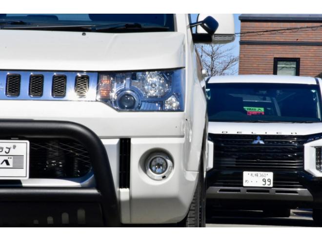 デリカD:5　4WD　Dパワーパッケージ　新車外し18インチアルミ／タイヤ　新品フロントガード　両側パワースライドドア