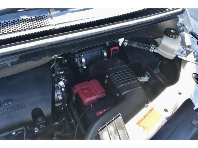 デリカD:5　4WD　Dプレミアム　本州仕入　ワンオーナー　新品タイヤ／１６インチアルミ　社外電動ステップ（両側）　パワーバックドア　ロックフォードサウンド