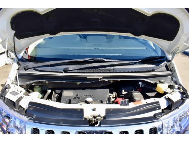 デリカD:5　Dパワーパッケージ　４WD　新品フロントガード　新品１６インチホイール／タイヤ　ディーラー整備