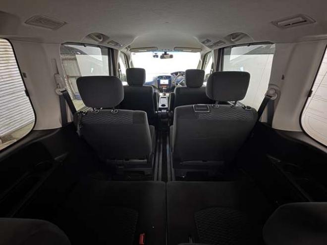 セレナ2.0 ハイウェイスター 4WD　ナビ　TV　Bluetooth　Bカメラ　Pスライド　エマージェンシーB 2000