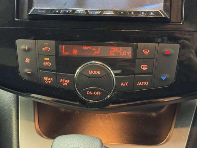 セレナ2.0 ハイウェイスター 4WD　ナビ　TV　Bluetooth　Bカメラ　Pスライド　エマージェンシーB 2000