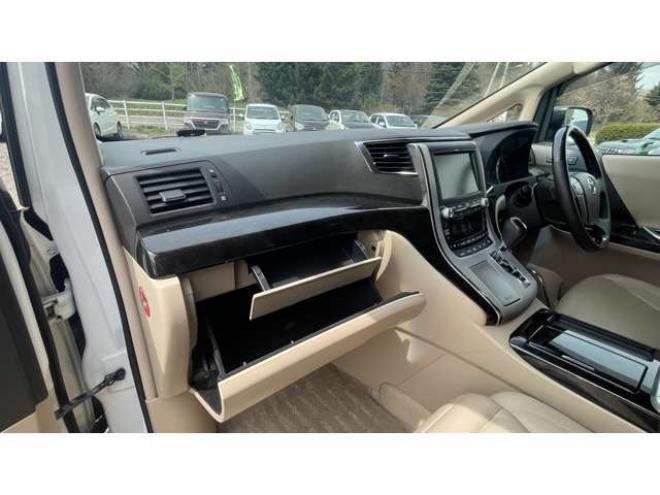 アルファードハイブリッド2.4 G Lパッケージ 4WD　 2400