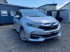 シャトル　1.5 G 4WD　 1500