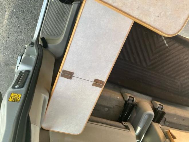 エブリイジョインターボ　４ＷＤ　　外部充電　二段ベット　ポップアップ　ターボ　キャンピング仕様　タンク式シンク　ヒーター　テーブル　テレビ　パワーウィンドウ　ナビ取り扱い説明書 4WD 660 5Dr