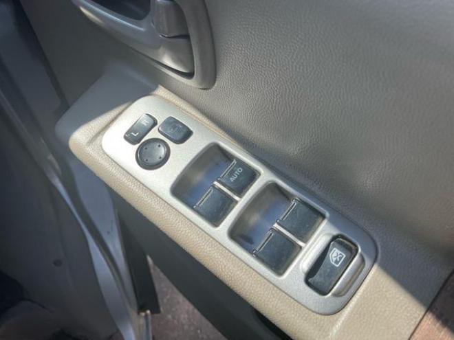 エブリイジョインターボ　４ＷＤ　　外部充電　二段ベット　ポップアップ　ターボ　キャンピング仕様　タンク式シンク　ヒーター　テーブル　テレビ　パワーウィンドウ　ナビ取り扱い説明書 4WD 660 5Dr