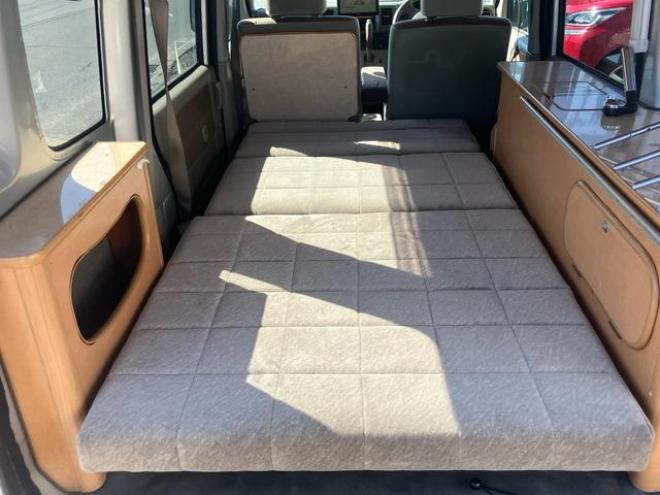 エブリイジョインターボ　４ＷＤ　　外部充電　二段ベット　ポップアップ　ターボ　キャンピング仕様　タンク式シンク　ヒーター　テーブル　テレビ　パワーウィンドウ　ナビ取り扱い説明書 4WD 660 5Dr