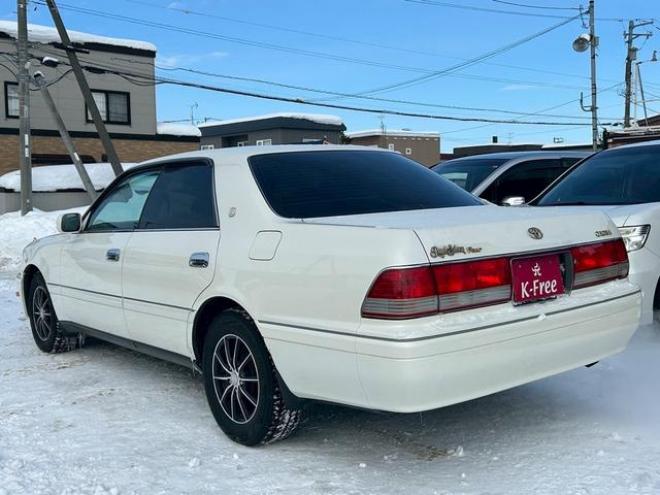 クラウンロイヤルサルーンＦｏｕｒ　キーレス　エアコン　ＡＢＳ　パワーシート　テレビ　オートクルーズコントロール　ＥＴＣ 2WD 3000 4HTDr