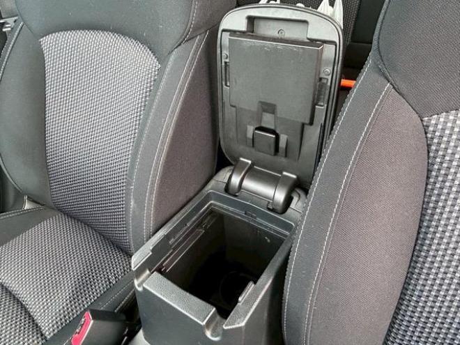 フォレスター２．０ｉ－Ｌ　アイサイト　４ＷＤ　社外ナビ　社外テレビ　パドルシフ　エックスモード付き　アイサイト 4WD 2000 5Dr