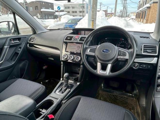 フォレスター２．０ｉ－Ｌ　アイサイト　４ＷＤ　社外ナビ　社外テレビ　パドルシフ　エックスモード付き　アイサイト 4WD 2000 5Dr