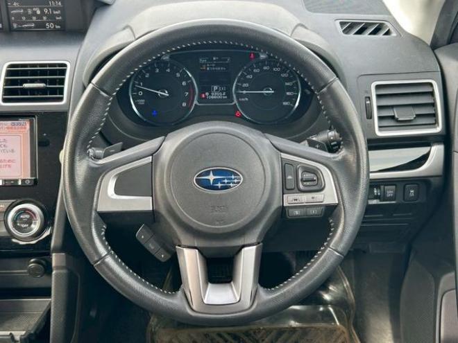 フォレスター２．０ｉ－Ｌ　アイサイト　４ＷＤ　社外ナビ　社外テレビ　パドルシフ　エックスモード付き　アイサイト 4WD 2000 5Dr