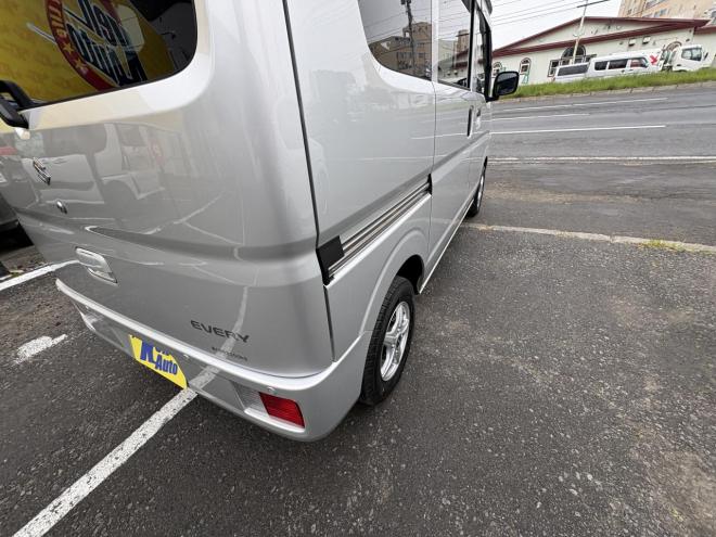 エブリイEVERY VAN 4WD JION TURBO　TURBO 寒冷地仕様　リアヒーター　ディアルカメラブレーキアシスト　フルセグナビ　バックカメラ　BT　VSC　AUTOライト　ETC バイザー　全磨き済み　エンジンオイル交換　ATF交換 4WD 660 ５Dr