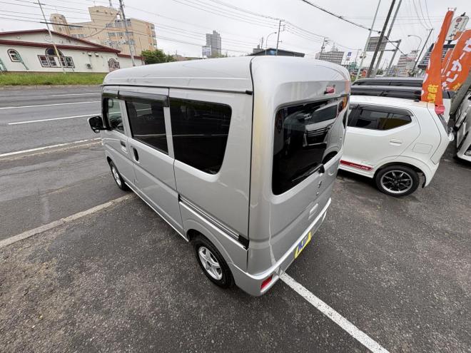 エブリイEVERY VAN 4WD JION TURBO　TURBO 寒冷地仕様　リアヒーター　ディアルカメラブレーキアシスト　フルセグナビ　バックカメラ　BT　VSC　AUTOライト　ETC バイザー　全磨き済み　エンジンオイル交換　ATF交換 4WD 660 ５Dr