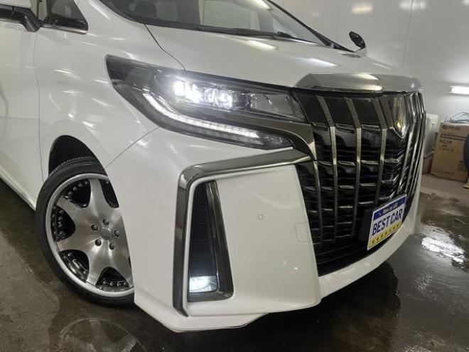 アルファードＳタイプゴールドⅡ　後期型　禁煙車　ＷＥＤＳ２０インチＡＷ　社外１７ＡＷ＋スタッドレスタイヤ　シーケンシャルウィンカー　ドラレコ付デジタルルームミラー　両側パワースライドドア　パワーバックドア　純正フリップダウンモニター 4WD 2500 5Dr