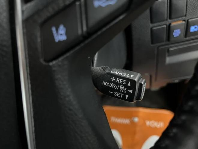 アルファードＳタイプゴールドⅡ　後期型　禁煙車　ＷＥＤＳ２０インチＡＷ　社外１７ＡＷ＋スタッドレスタイヤ　シーケンシャルウィンカー　ドラレコ付デジタルルームミラー　両側パワースライドドア　パワーバックドア　純正フリップダウンモニター 4WD 2500 5Dr