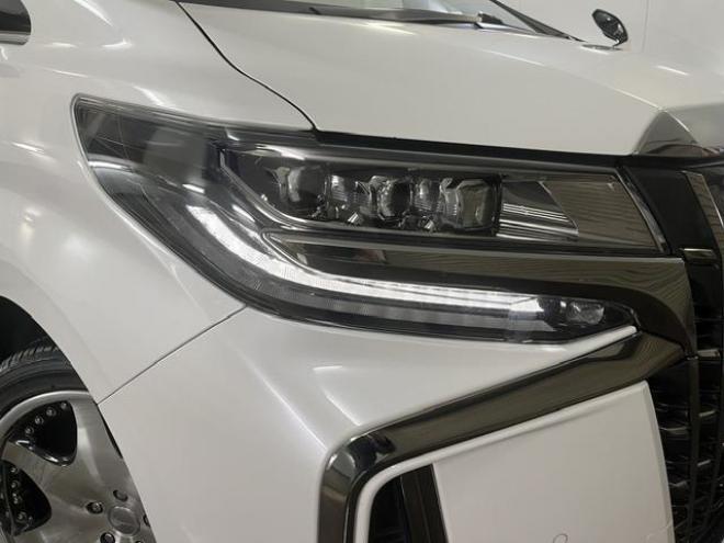 アルファードＳタイプゴールドⅡ　後期型　禁煙車　ＷＥＤＳ２０インチＡＷ　社外１７ＡＷ＋スタッドレスタイヤ　シーケンシャルウィンカー　ドラレコ付デジタルルームミラー　両側パワースライドドア　パワーバックドア　純正フリップダウンモニター 4WD 2500 5Dr