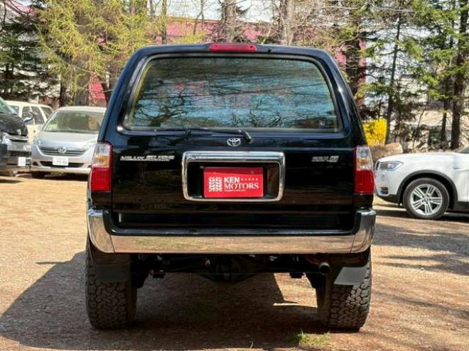ハイラックスサーフ2.7 SSR-X Vセレクション 4WD　社外ナビ　バックカメラ　リフトアップ　社外アルミホイール　エアコン　ETC　ドライブレコーダー　パワステ　パワーウィンドウ　ABS　キーレスエントリー　ルーフレール 2700