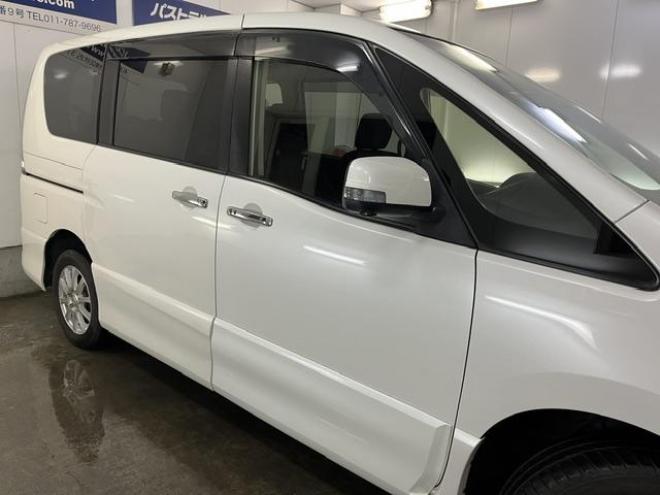 セレナハイウェイスター　アドバンス　セーフティＰＫＧ　本州仕入　禁煙車　寒冷地仕様　フリップダウンモニター　アルパインナビ　地デジ　ＤＶＤ再生　Ｂｌｕｅｔｏｏｔｈオーディオ　バックカメラ　エンジンスターター　衝突軽減システム　車線逸脱警報　前後ソナー 4WD 2000 5Dr