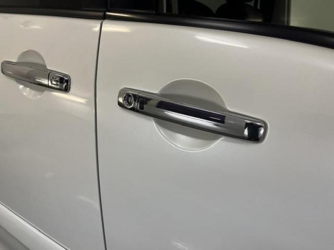 セレナハイウェイスター　アドバンス　セーフティＰＫＧ　本州仕入　禁煙車　寒冷地仕様　フリップダウンモニター　アルパインナビ　地デジ　ＤＶＤ再生　Ｂｌｕｅｔｏｏｔｈオーディオ　バックカメラ　エンジンスターター　衝突軽減システム　車線逸脱警報　前後ソナー 4WD 2000 5Dr