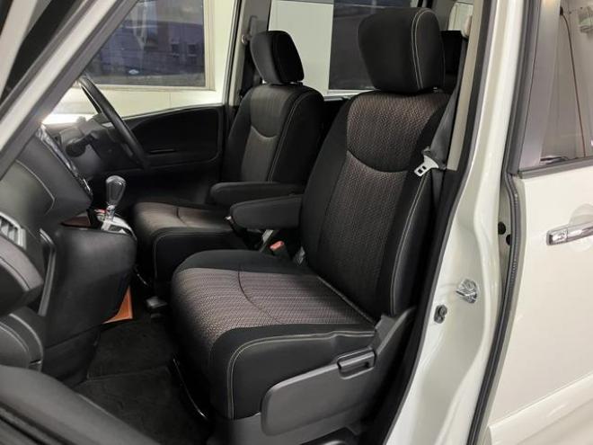 セレナハイウェイスター　アドバンス　セーフティＰＫＧ　本州仕入　禁煙車　寒冷地仕様　フリップダウンモニター　アルパインナビ　地デジ　ＤＶＤ再生　Ｂｌｕｅｔｏｏｔｈオーディオ　バックカメラ　エンジンスターター　衝突軽減システム　車線逸脱警報　前後ソナー 4WD 2000 5Dr